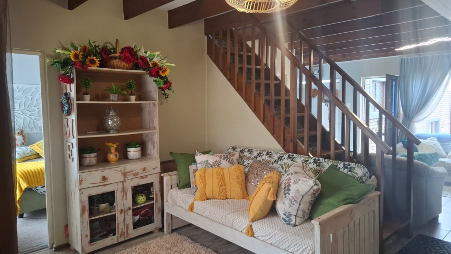 3 Bedroom Property for Sale in Heiderand Western Cape